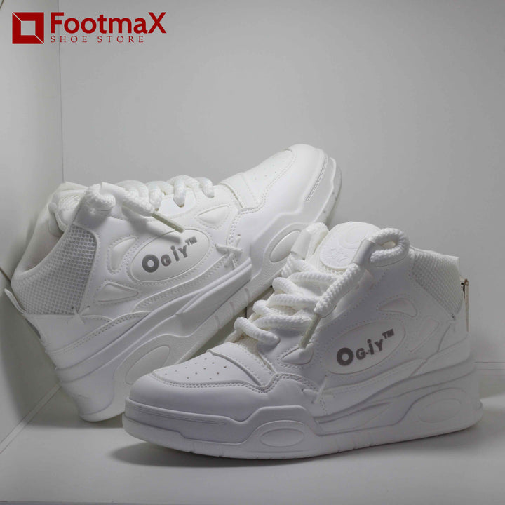 our newest addition to our men's footwear collection - the stylish and sleek new sneaker - footmax (Store description)