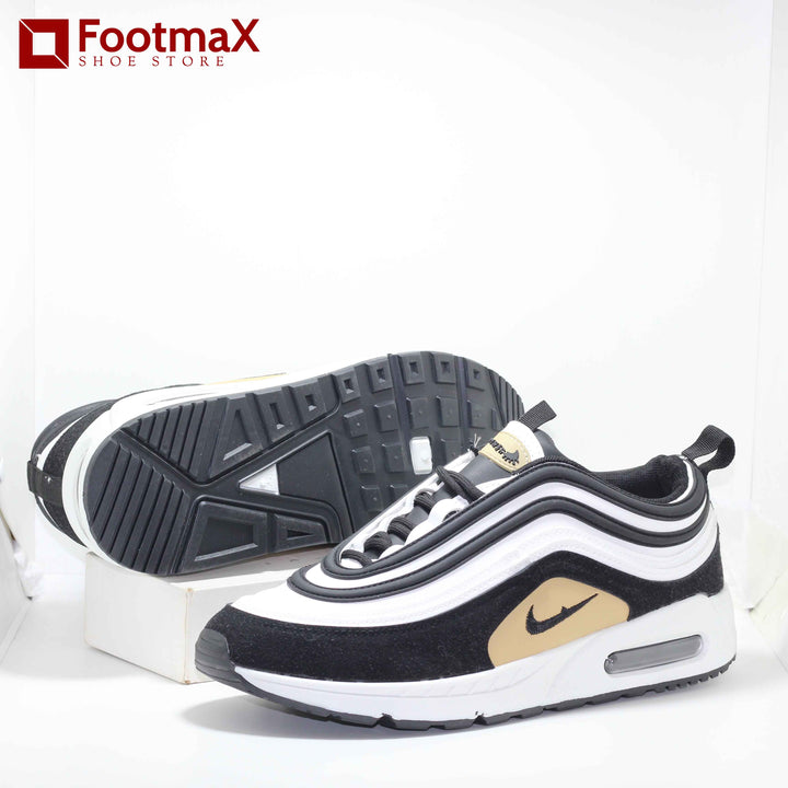 style and performance with our Nike WMNS AIR MAX sneakers. - footmax (Store description)