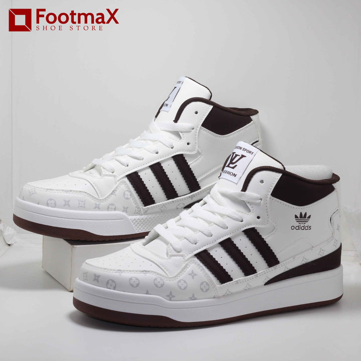 Combination of style and comfort with our adidas sneaker. The printed leather upper offers a unique and fashionable aesthetic, - footmax (Store description)