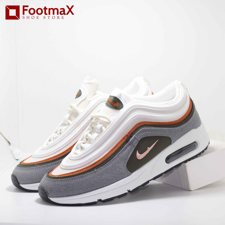 style and performance with our Nike WMNS AIR MAX sneakers. - footmax (Store description)