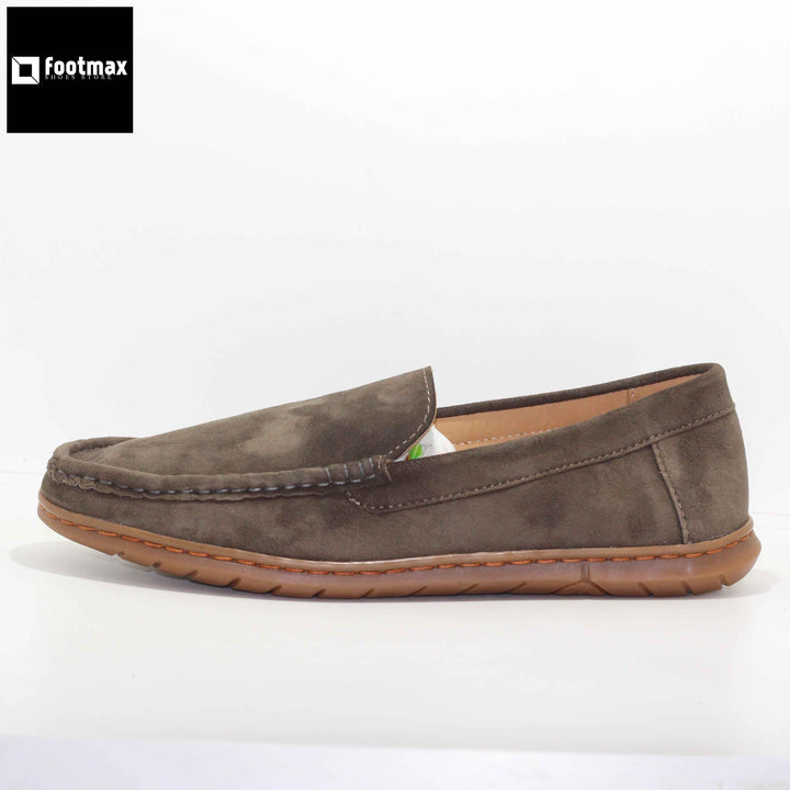 classic leather loafer from Bangladesh is the perfect combination of style and comfort. - footmax