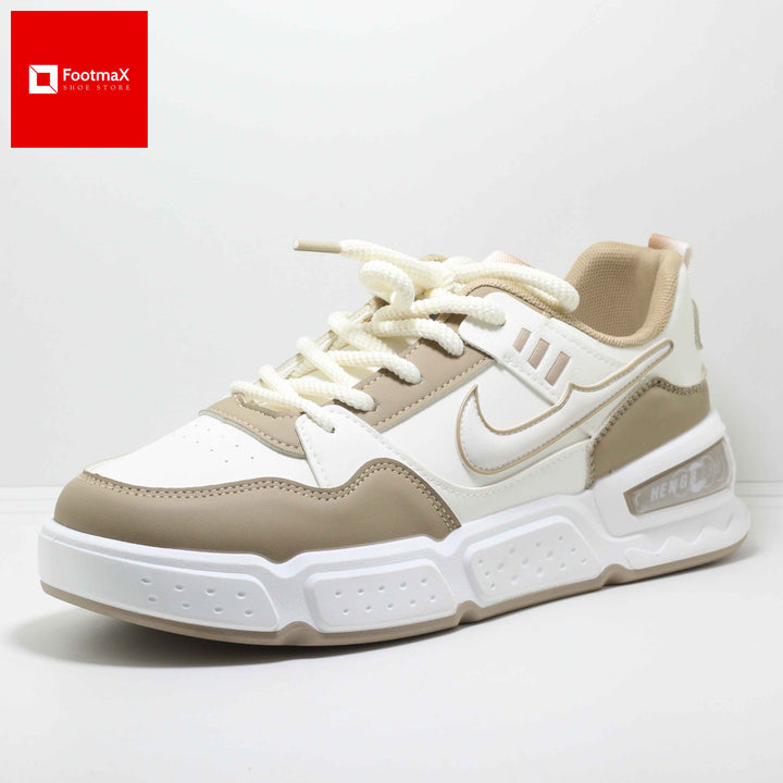 Looking for the best price on Nike sneakers Our high-quality sneakers offer comfort, style, and durability - footmax (Store description)