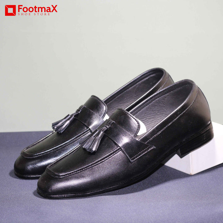 comfort and style with our Cow Leather Loafers for men - footmax (Store description)
